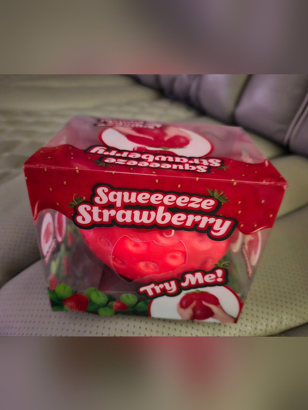 Squeeeeze Strawberry